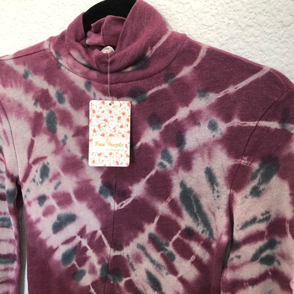 Free People psychedelic turtleneck top NWT - Picture 2 of 8